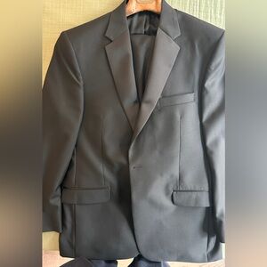 Classic Black Men's Tuxedo